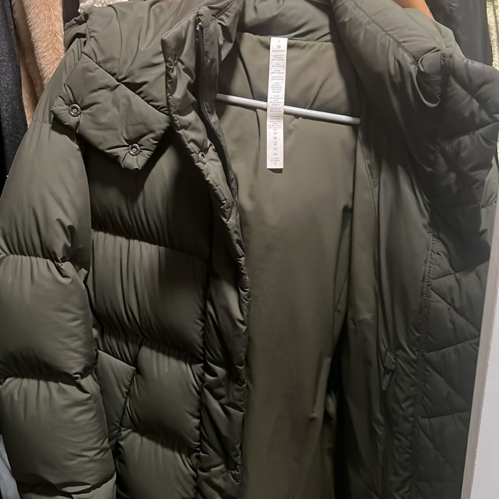 Lululemon Wunderpuff Jacket - Picture 3 of 9